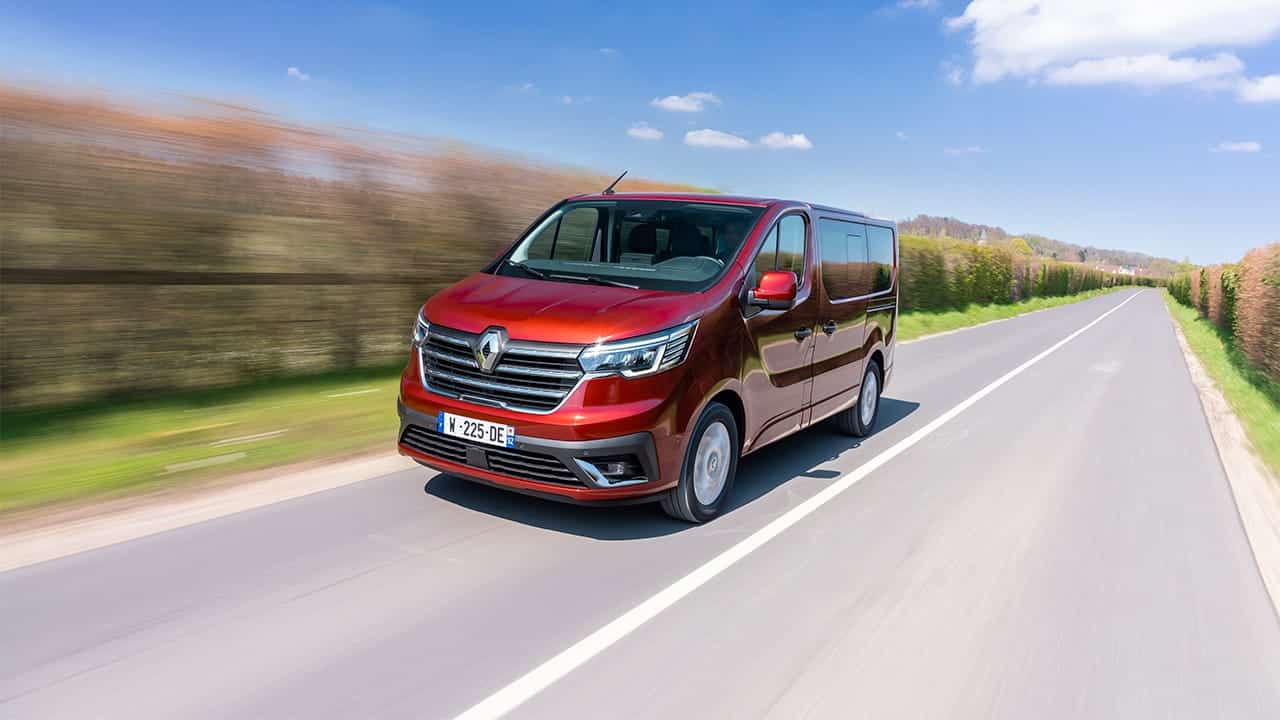 yeni renault trafic özellikleri ve fiyatı