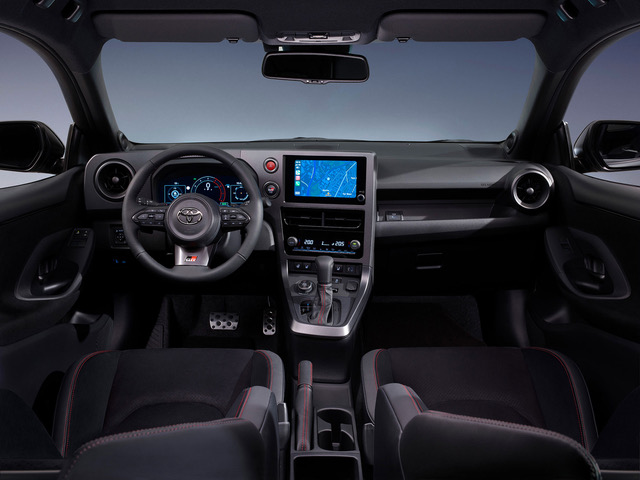 Yeni Toyota GR Yaris kokpiti